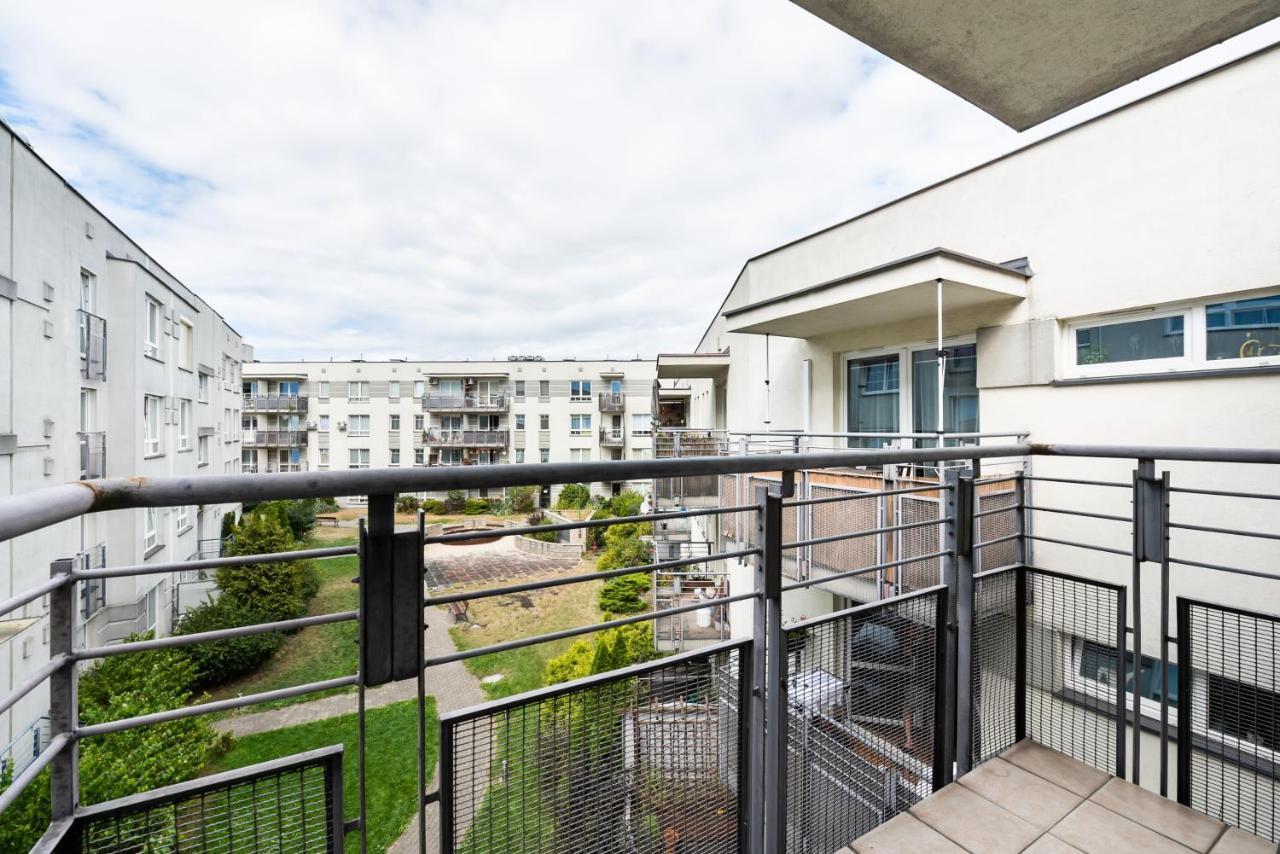 Ursus Pleasant Apartment 华沙 外观 照片